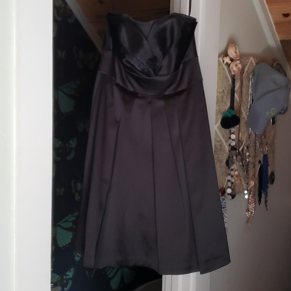 LBD from White House Black Market